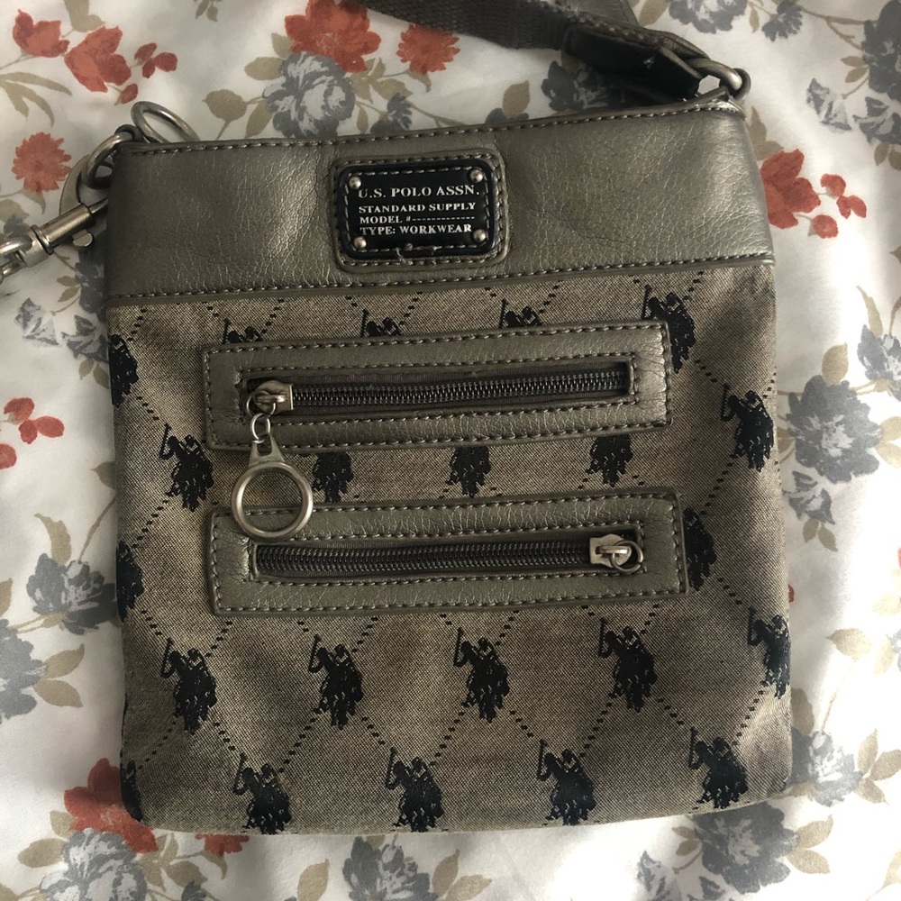 US POLO ASSN Grey Crossbody Bag!